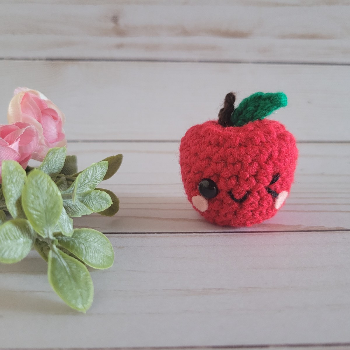 Kawaii Apple Pattern